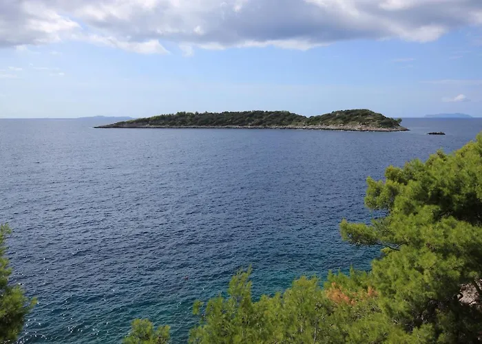 Apartments By The Sea Grscica, Korcula - 9228 * Prizba